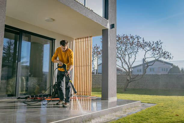 Best Pool Deck Cleaning  in Crystal Lake, FL