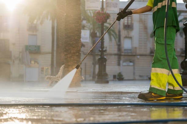 Best Factory Floor Cleaning  in Crystal Lake, FL